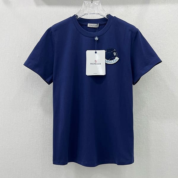 【使い勝手抜群】モンクレール レプリカ ロゴ パッチポケット Tシャツ 4色 moh85436